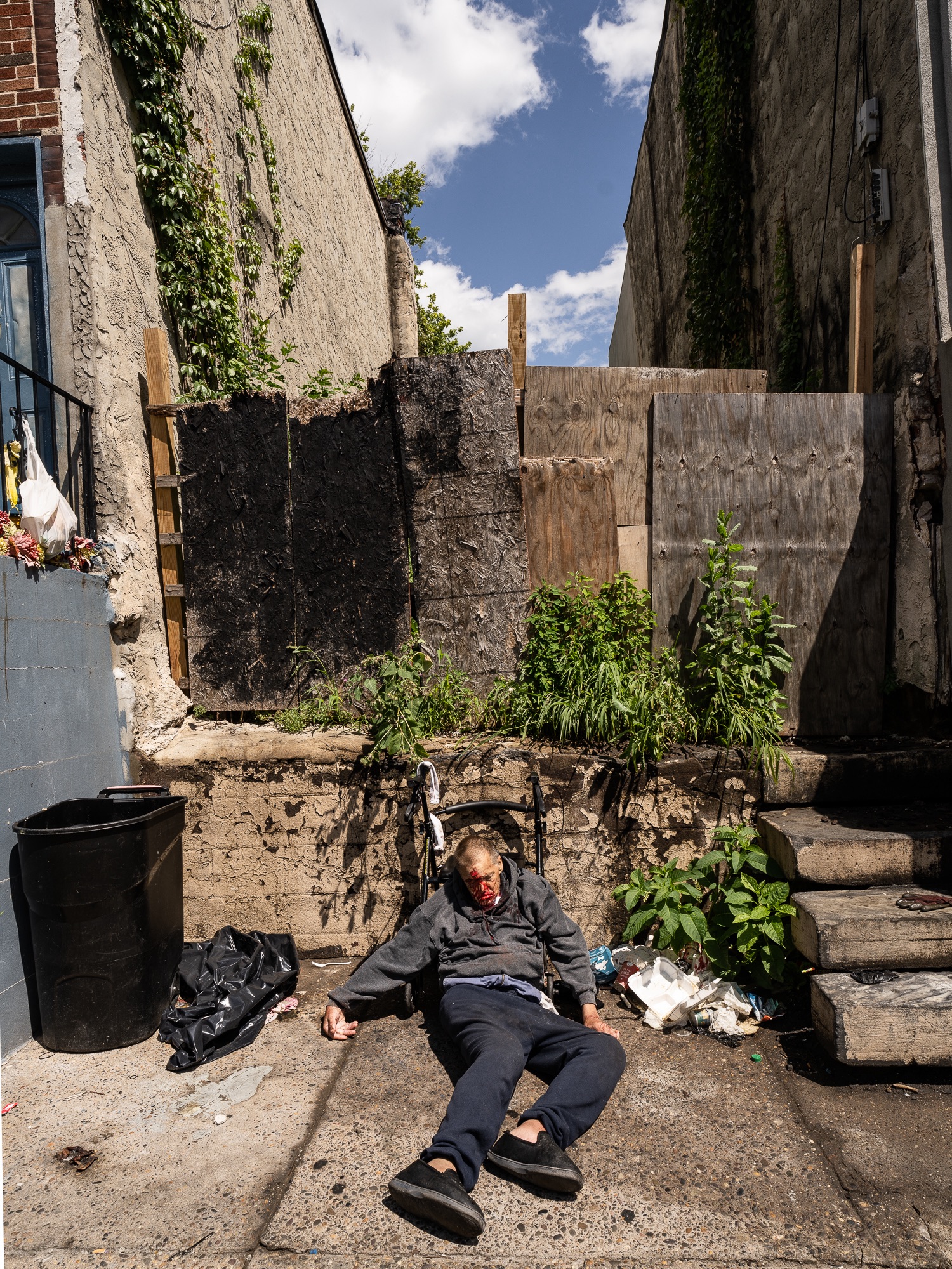 Street Photography in Kensington, Philadelphia – SUZANNE STEIN